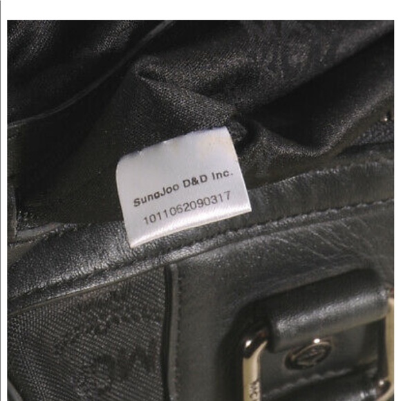 Authentic mcm small bag - Picture 8 of 16